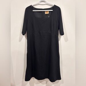 Nue by Shani midi dress with built in shapewear. NWOT